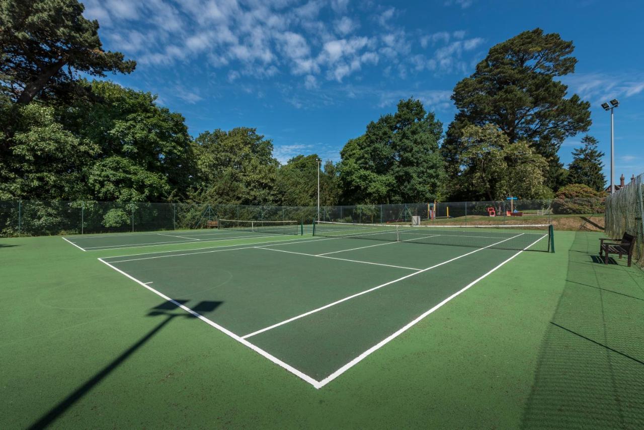 Macdonald Elmers Court Resort Лимингтон Экстерьер фото