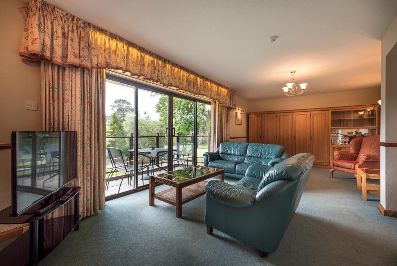 Macdonald Elmers Court Resort Лимингтон Экстерьер фото