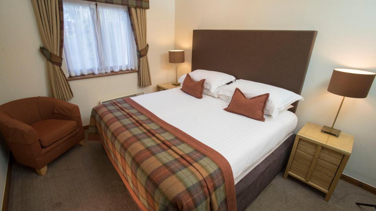 Macdonald Elmers Court Resort Лимингтон Экстерьер фото
